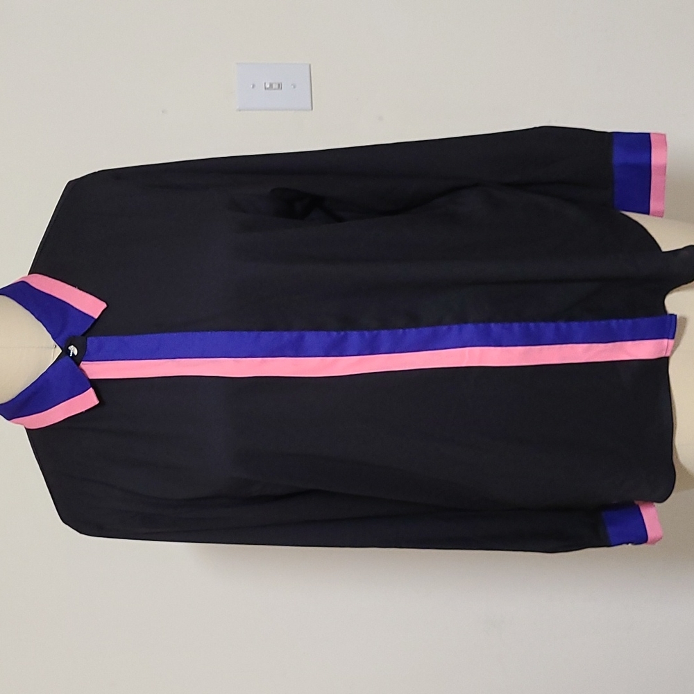 NWOT DKNY button down blouse